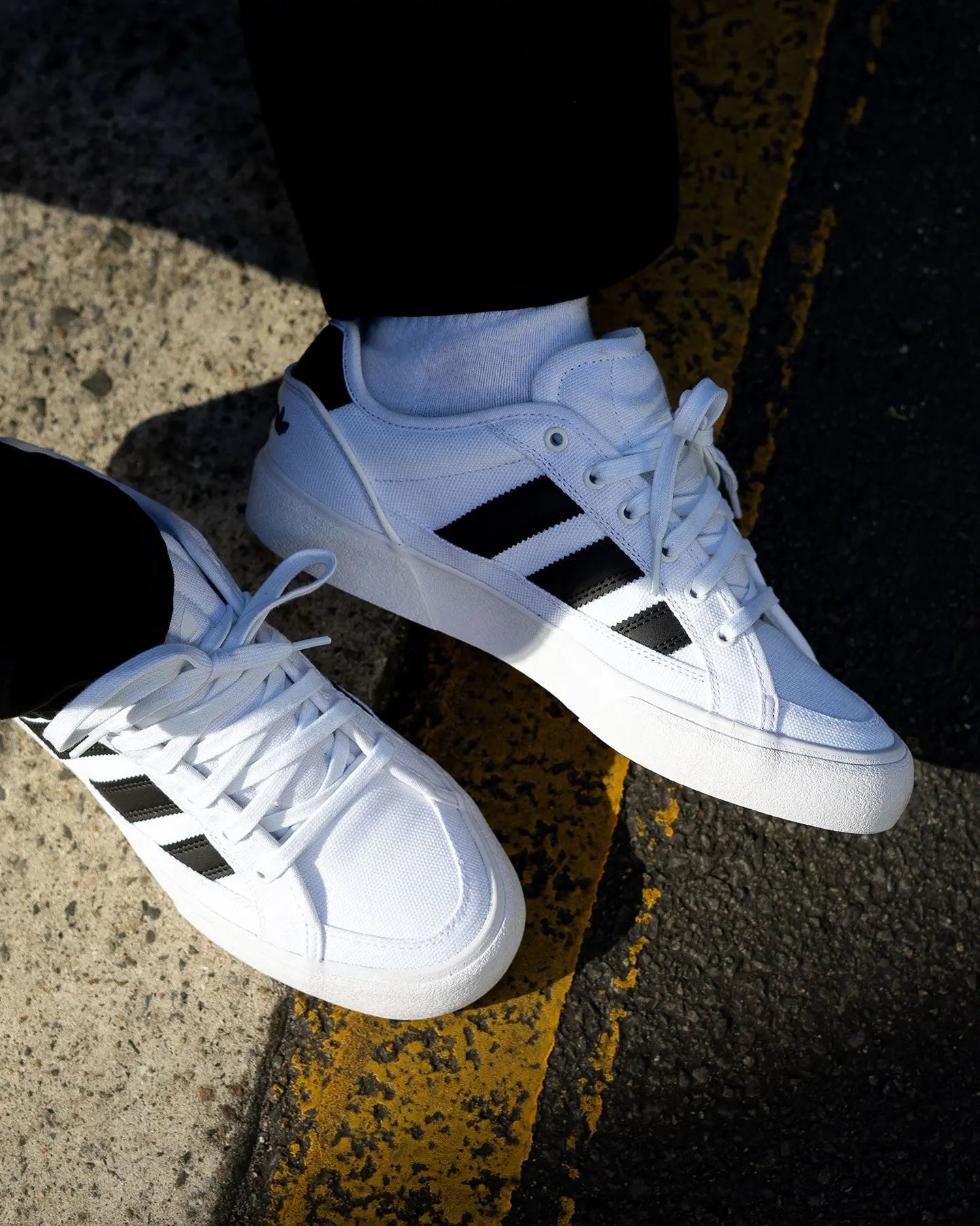 adidas skateboarding court tns premiere white black