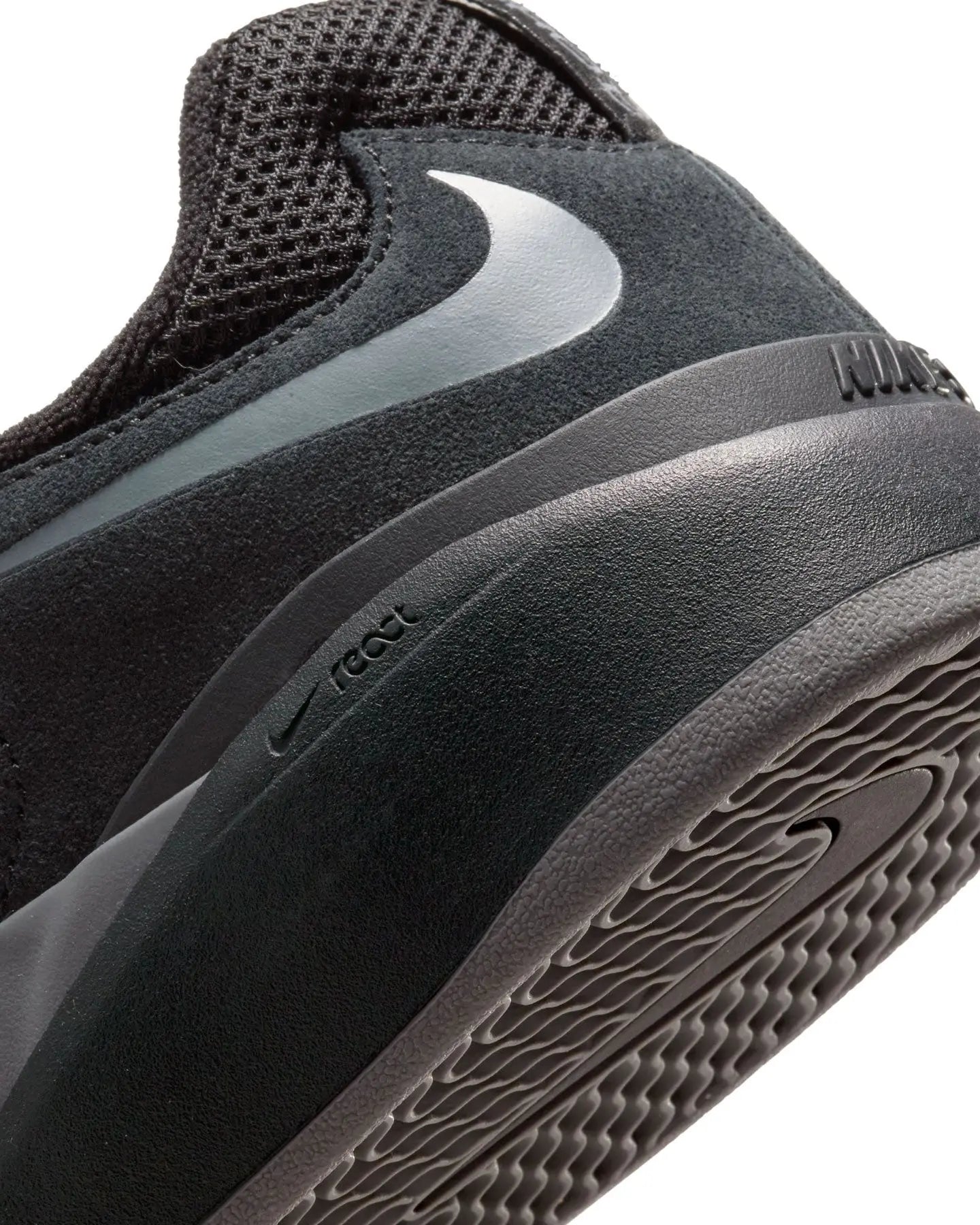 Nike SB Ishod - Black / Grey / Black Footwear